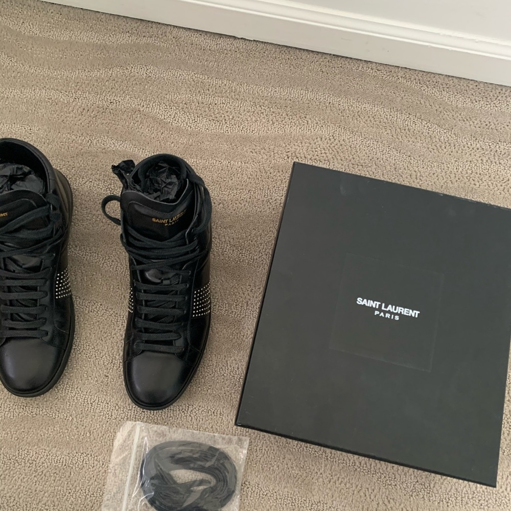 Saint Laurent Womens Black Leather Sneakers 40